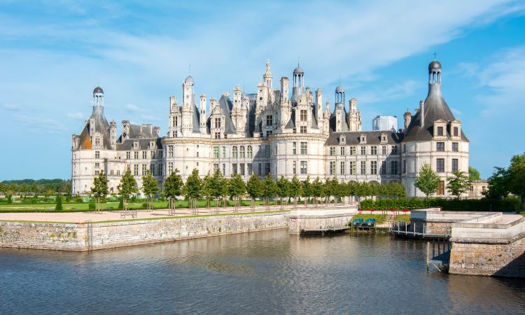 Why the Loire Valley Castles Are So Popular