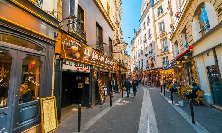 Paris Beyond the Postcards: What You Miss When You Only See the Major Landmarks