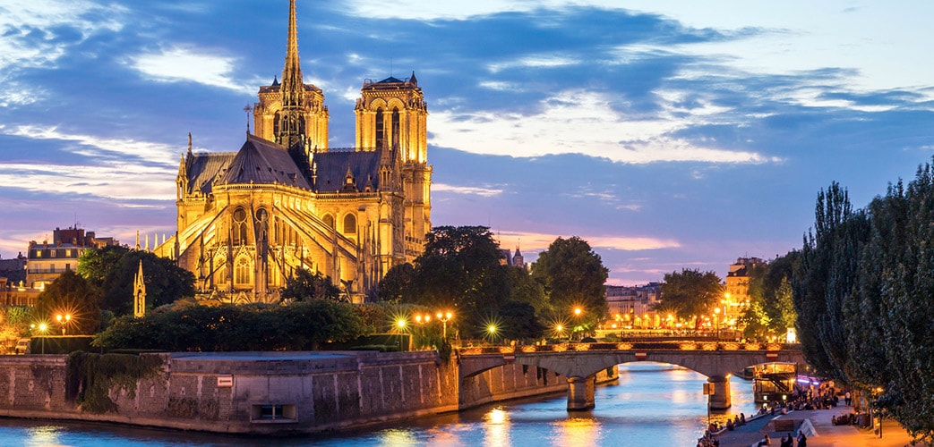 Paris Night Bike Tour with Boat Cruise on Seine River | Blue Fox Travel