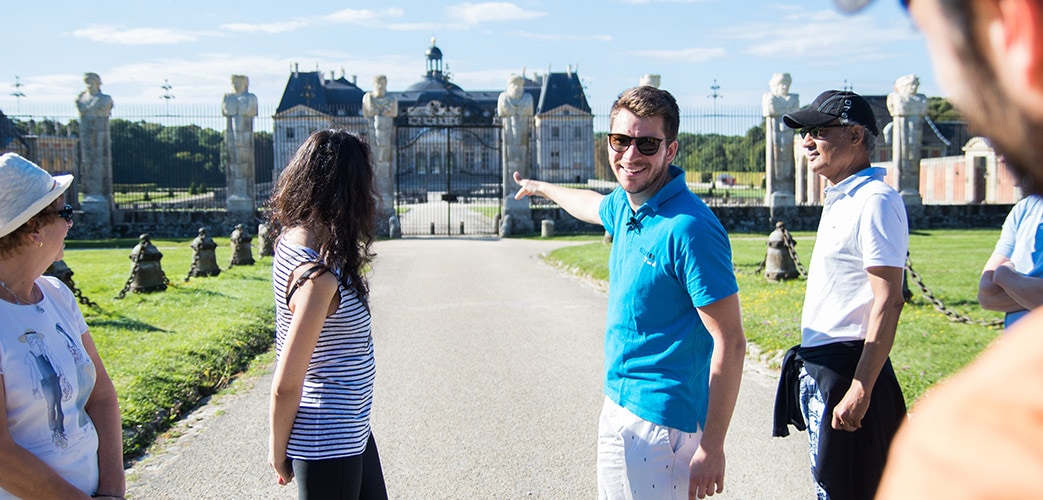 Fontainebleau & Vaux-le-Vicomte Châteaux Full-Day Private Tour 2023 - Paris